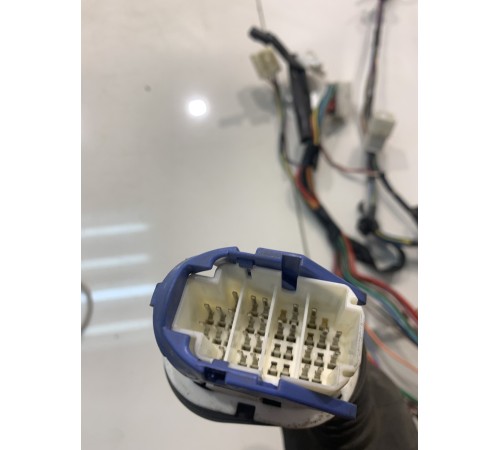 Электропроводка двери (передняя, левая)