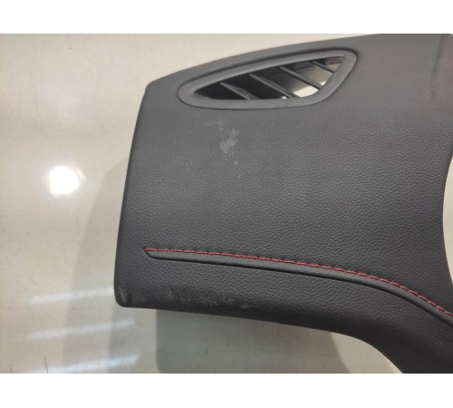 накладка торпеды(верхняя левая)