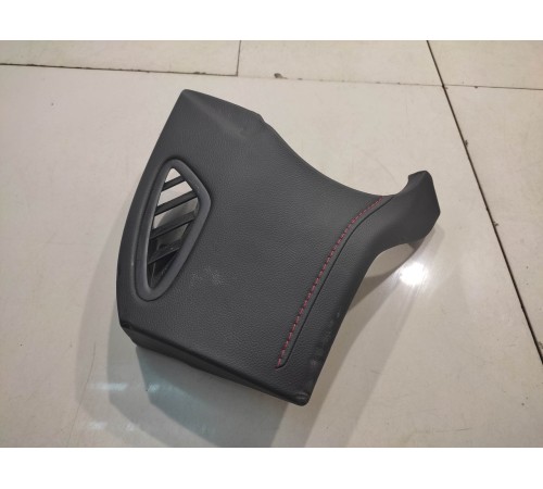 накладка торпеды(верхняя левая)