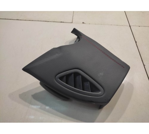 накладка торпеды(верхняя левая)