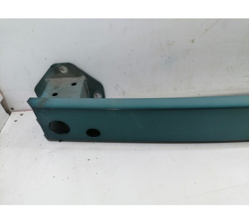 Усилитель заднего бампера