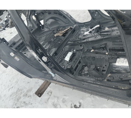 Порог со стойкой(правый)