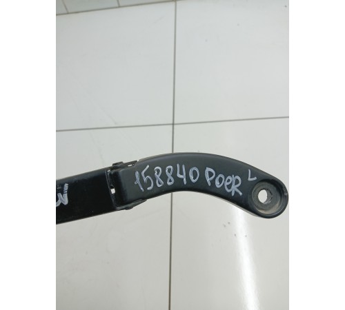 Поводок стеклоочистителя (левый)