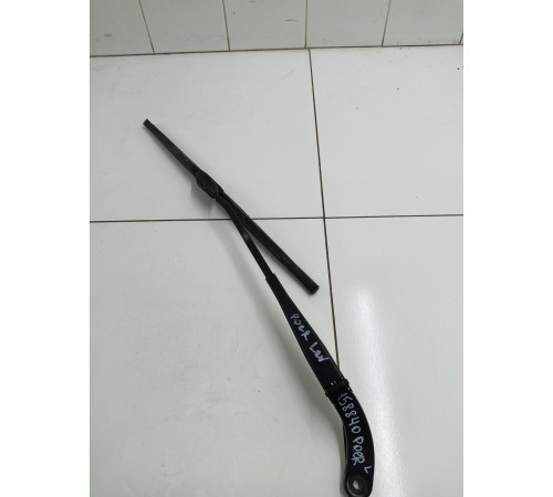 Поводок стеклоочистителя (левый)