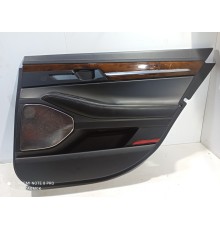 Обшивка двери (задняя правая)