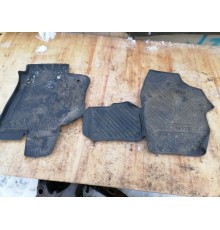 Комплект ковриков салона