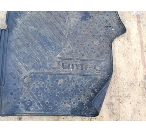 Комплект ковриков салона