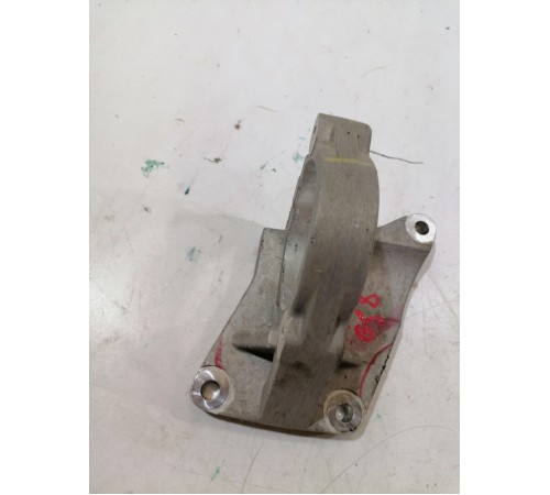 Кронштейн промежуточного вала