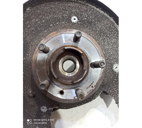 Кулак поворотный задний правый