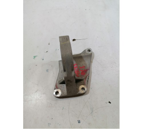 Кронштейн промежуточного вала