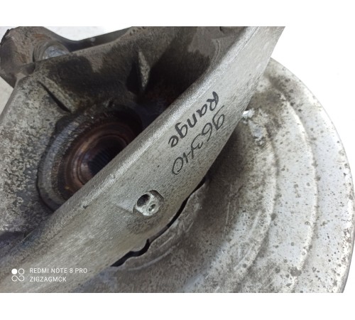 Кулак поворотный задний правый