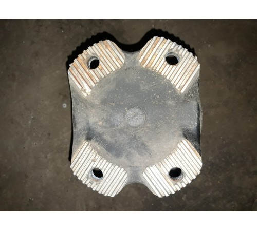 Вилка (фланец) карданного вала