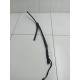 Поводок стеклоочистителя (левый) с омывателем