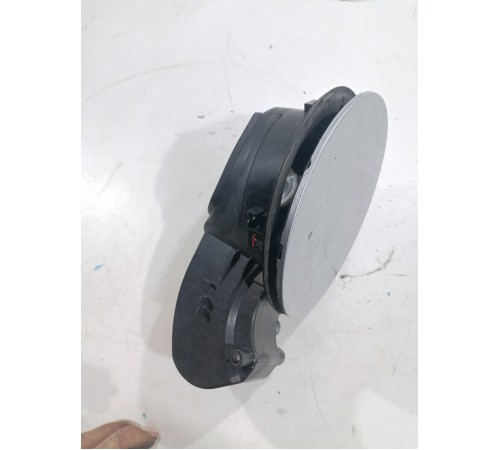 Лючок бензобака