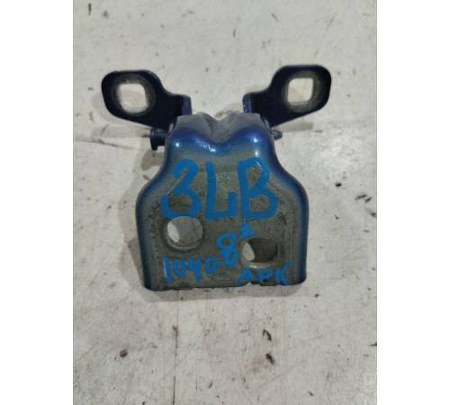 Петля двери(задняя левая верхняя)