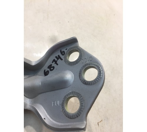 Петля двери (передняя, левая, верхняя)