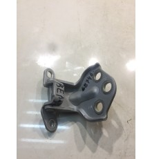 Петля двери (передняя, левая, верхняя)