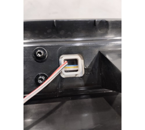 Накладка порога (задняя правая)