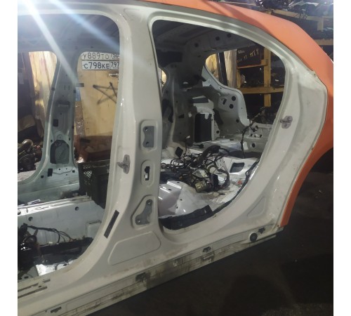 Порог со стойкой(левый)