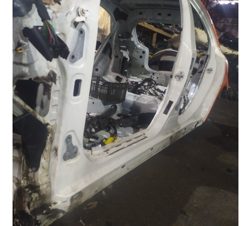 Порог со стойкой(левый)