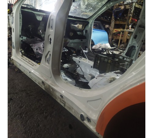 Порог со стойкой(левый)