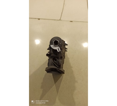 Воздушный дефлектор правый