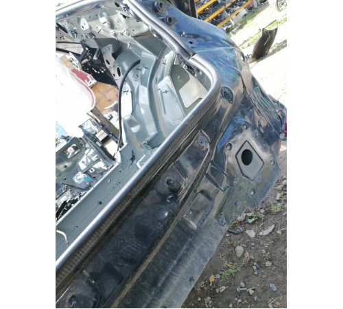 Задняя панель кузова