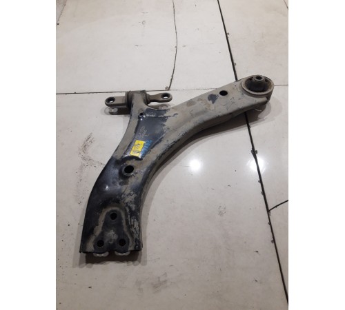 Рычаг подвески передний левый