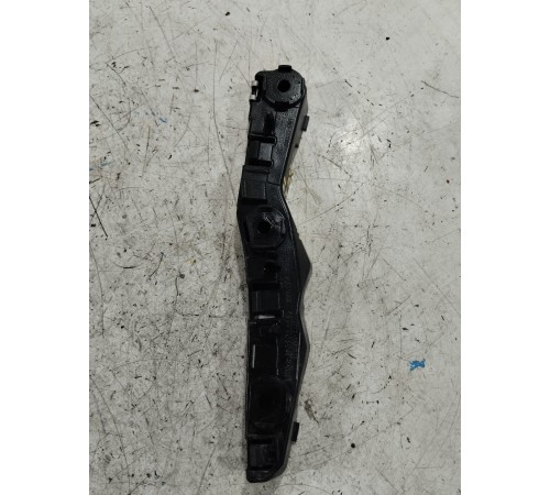 Кронштейн заднего бампера правый