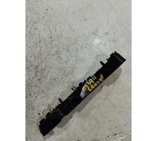 Кронштейн заднего бампера правый