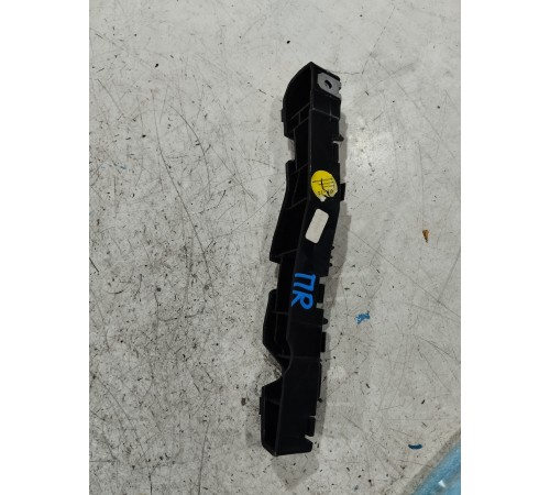 Кронштейн заднего бампера правый