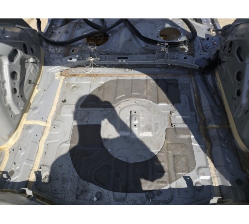 Ниша (пол багажника)