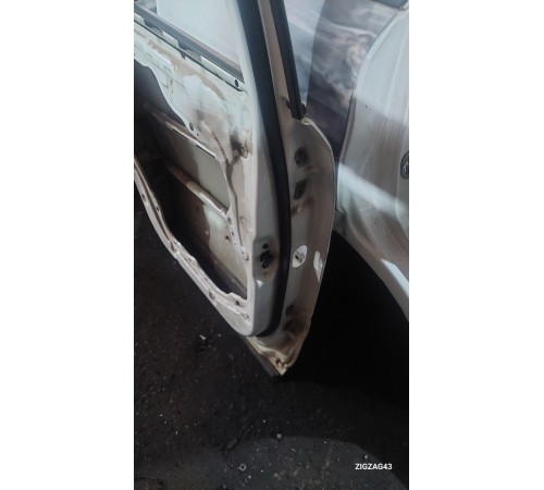 Дверь задняя левая