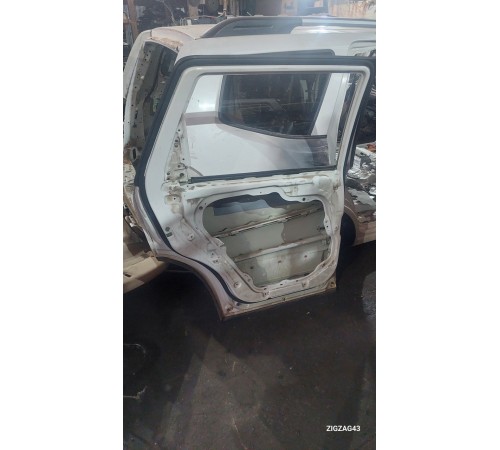 Дверь задняя левая