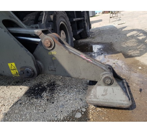 Опорная лапа передняя левая