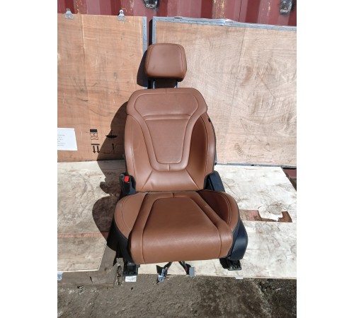 Сиденье переднее левое