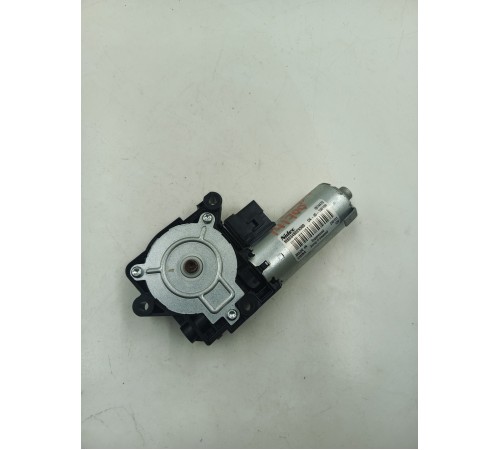 Моторчик люка задний