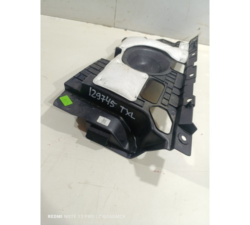 Накладка торпедо правая