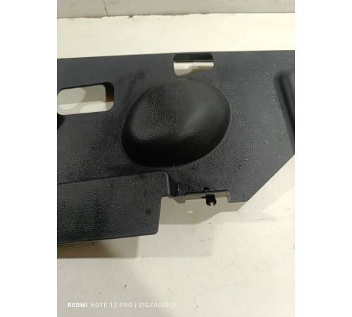 Накладка торпедо правая