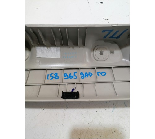 Стойка лобового стекла левая