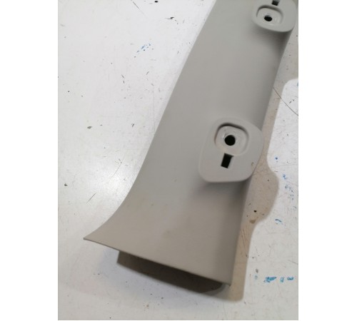 Стойка лобового стекла левая