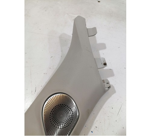 Стойка лобового стекла левая