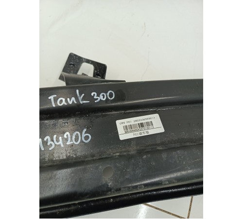 Усилитель переднего бампера