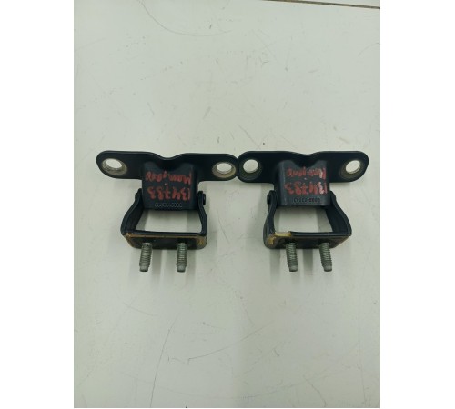 Комплект петель двери багажника 2 шт.