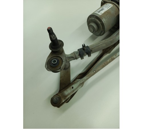 Трапеция стеклоочистителей в сборе