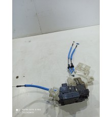 Замок двери (задний правый)