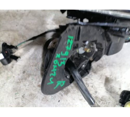 Зеркало правое