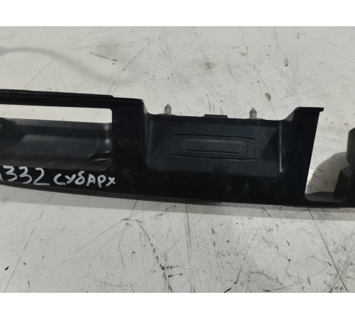 Накладка подсветки номера