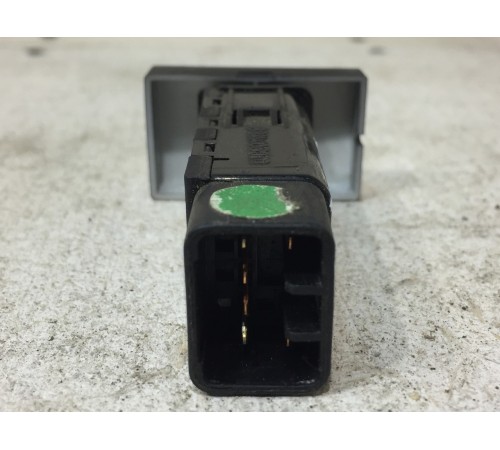 Кнопка обогрева лобового стекла