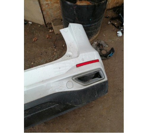 Задний бампер в сборе